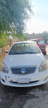 سيارة جيلي موبل موديل 12 گير محرك مكفول كهربائيات شغاله رقم بصره سنويه...