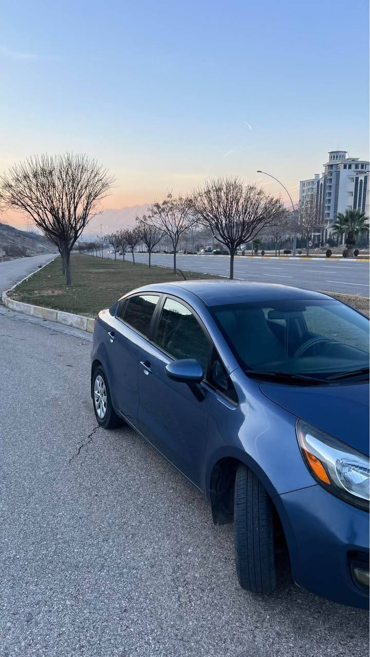 كيا ريو موديل ٢٠١٦ ساره زيده باقژه ٣ قتعه سبخن بي داخلي يك جار ٢ قتعه يت ئه مريكا نه ئك يا فيري يه سارئ ٥ وه ره قين غورامي يل سه ر مه كينه ١٦ زيده باقژ و يقتيسادي گيرو مه كينه ب شه رت ته حويل ب شه رت سعر ٨٥ و مه جال  ***********-*********** دهوك, العراق
