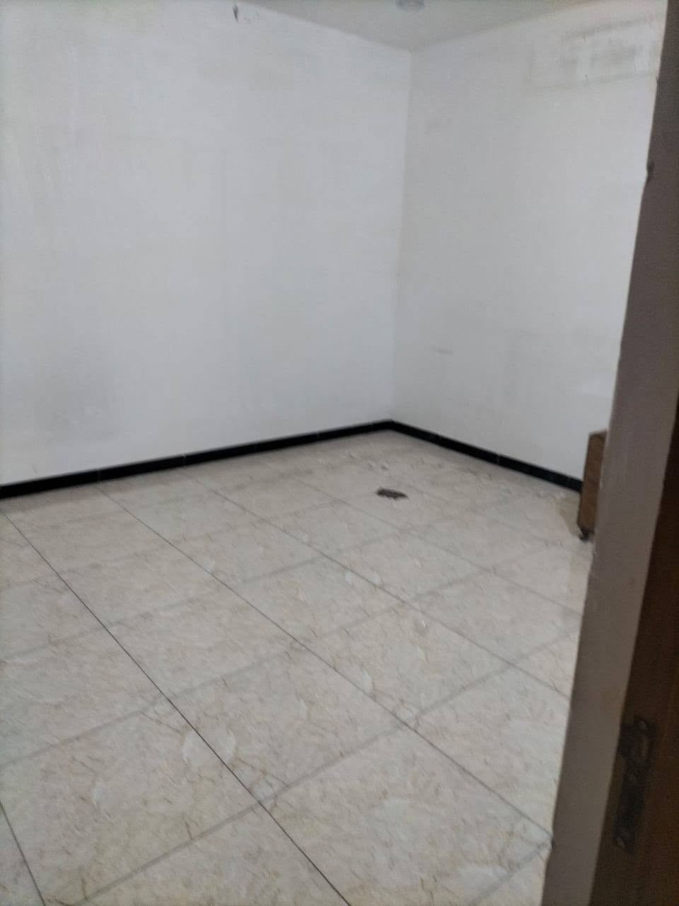 السلام عليكم
متوفر مشتمل طابق ثاني مفصول من كلشي ماء وطريق مكانه الغزاليه ركن الشرطة الاتحاديه بالهياكل
للأستفسار أكثر الاتصال على الرقم
***********
