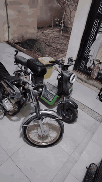 ثنينهن للبيبع الدراجع شلامجه مهران اوراقه بسمي  ولشحن ابيع بدون باتريا...