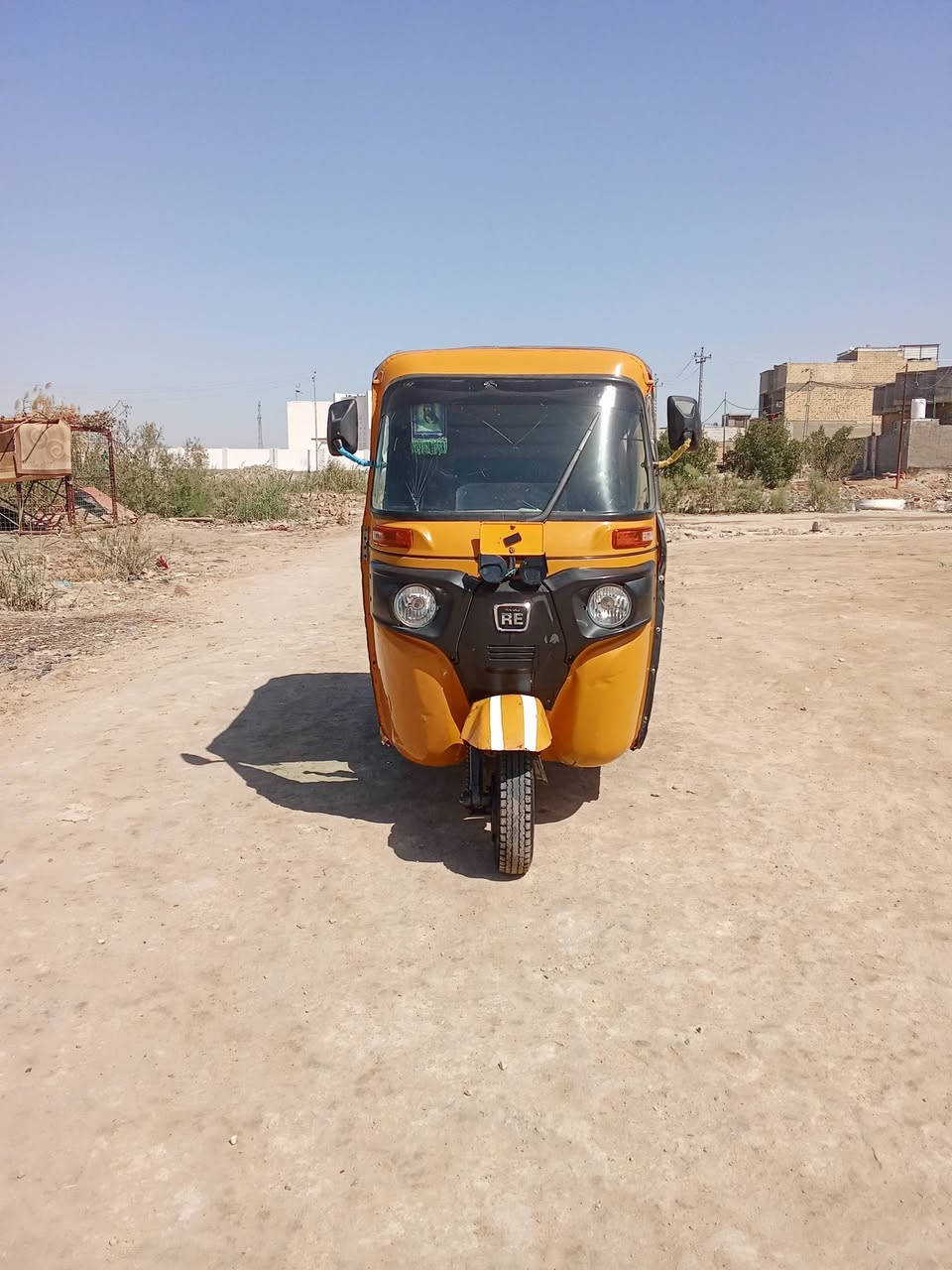 السلام عليكم تكتك موديل 2021 رقم وسنويه بابل كشر كفاله من الضربه والمعجون مكينه كفاله من التنقيص والتبخير تخم تاير جديد كهربائيات شغاله مكاني بابل القاسم السعر  6700 وبيها مجال بسيط الرقم *********** غير متواجد على الفيس
