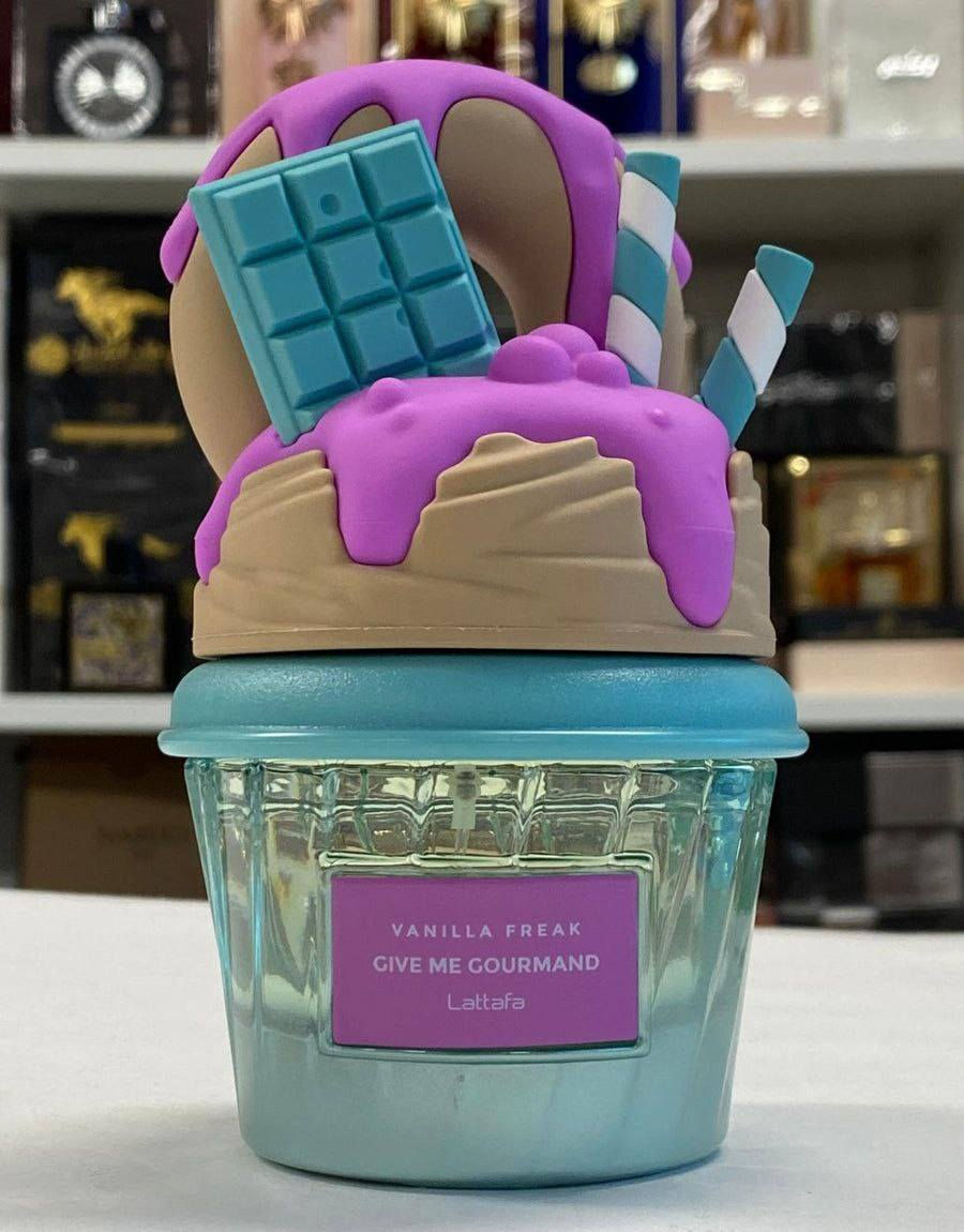 عطر فانيلا فريك للنساء Vanilla Freak  75 ml 🪸🐬
عطر فانيلا فريك للنساء من Lattafa عطر شرقي - فانيليا صدر عام 2025.
عطر فانيلا فريك للنساء من Lattafa النوتات العطرية: إفتتاحية العطر الكاب كيك; قلب العطر اللوز, السكر, كريمة الخفق و القرفة; قاعدة العطر تتكون من الفانيليا, الزبد و المسك.
يدوم 6-8 ساعات ويبقى فترة اطول على الملابـس ✨

توصيل لجميع محافظات العراق 📦
للطلب ارسال رسالة في خاص📩
#explore
#explorepage
#fyp


**إذا كنت صاحب هذا الإعلان وتريد حذفه لأي سبب، رجاءا أرسل رسالة إلى الدعم الفني**