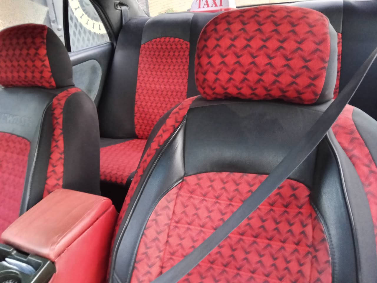 سلام عليكم سوناته تو موديل 94 رقم بغداد كير وتماتيك جديد مكينه جديده لا تبخير ولا تنقيص جام كهرباي غرفته حلوه  سياره لا صبغ ولاشي بلاديه  ولباغي دكام لعين    رقم تلفون ***********سعر 42وبيه مجال
