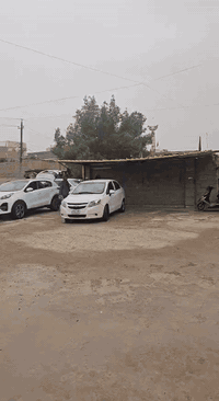 السلام عليكم 
بيع او مراوس 
شوفرليت سايل 2012 مكينة 1400
السيارة كلها بلادية 
كير مكينة تبريد تدفئة كفالة 
وبيها طخات بسيطة ومعدلة بارد 
سنويه ب اسمي رقمها انكليزي ديوانيه 
للاستفسار ***********
مكاني بغداد
