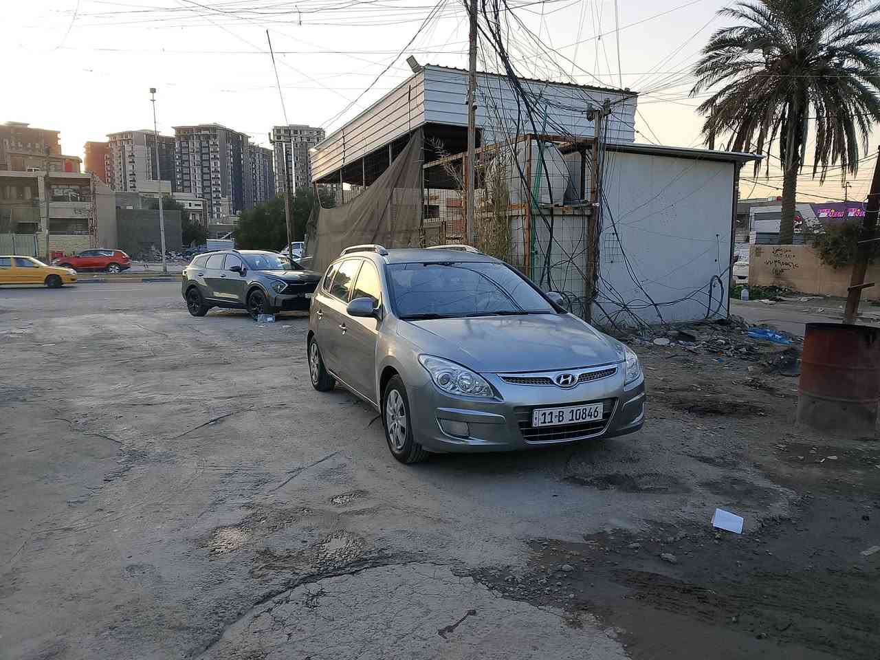 السلام عليكم النترة تورنج 2011سياره بلاديه حادثها ربع البنيد ليبل واحد مكينه 2000كير مكينه كفالهه
صبغ فقط بنيد وجاملغات اثنين لجماليه كامله ماسسه باقيه ع الرش اختلفت ويه الصباغ وسحبتها 
تخم تاير قبل شهر شديتهن دوشمه جديده صدر خلفي امامي جديد سياره كلش حلوه مكان بغداد السعر 90 ورقه للاتصال ***********
