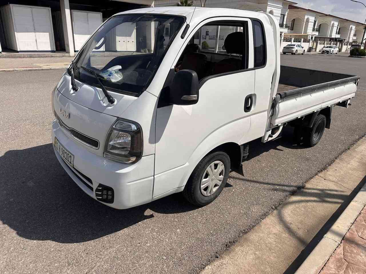 السلام عليكم
كيه مديل 2019محدثه بالكامل 
رقم الكيه بغداد محدث وسنويه  جديد 
الكيه كفاله عامه ماعده القماره بيه تعديل من جهت السكن 
مكينه تعمير جديد صدر جديد تبريد شغال 
الشاصي كفاله السياره بسمي تحويل مباشر 
ممشى السياره 130الف   

سعر السياره 115ورقه وبيه مجال شي بسيط عنواني اربيل 
تواصل واتس اب 
***********
***********
