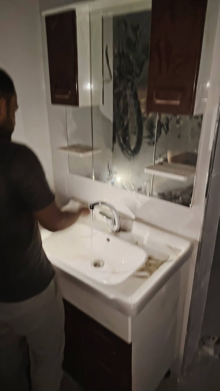 تأسيس ماء ومجاري في كركوك 
والتأسيسات العامه
خلاط الدفن 
انبوب الغاز 
تأسيس الغربي 
تأسيس مفرغه الصاروخيه

***********

تەئسیسی ئاو وئاوەڕۆ وهەموکارێکی خانوبەرە و باخەکانتان بەسعرێکی گونجاو

***********
