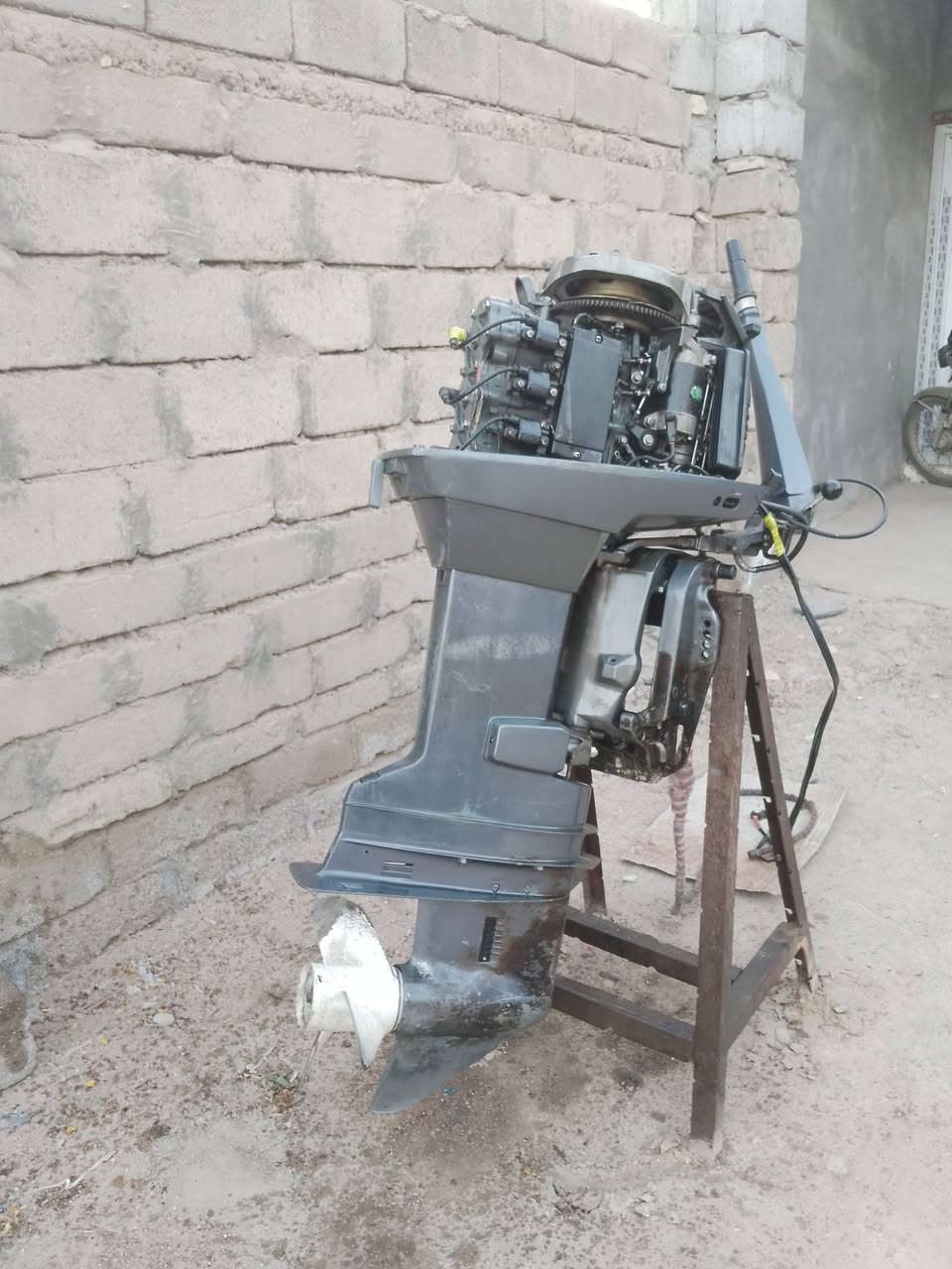 سلام عليكم اخوان مكينه 60 ياماهاا خليجي للبيع محرك مفتوح الكير ما مفتوح المكينه جاهذا جرا وسلف وجك يدوي وفول  وصوندا بس بيهااا صوت السعر 1450 مليون 450 المكان البصره ابو الخصيب ليريدها يجي خاص ***********
