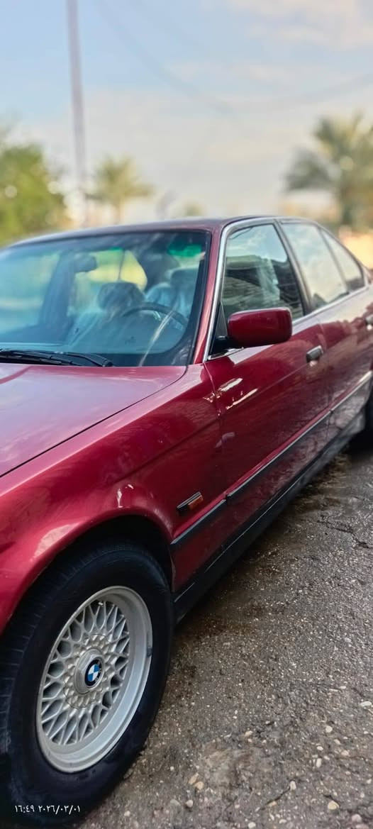 السلام عليكم
بيم 525i اصل

مسكر عدل

ويل خليه

فتحت سقف

جاهزه تبريد ثلج

غرفة جلد 

دواخله كلش حلوة

مصبوغة عام بدون ضربه

محرك كيركفاله

صدر خلفي امامي كله جديد

تخم تاير

موديل 1992

رقم بابل

بسمي 

سنويه29

السعر 65بيه مجال

***********واتساب

***********
