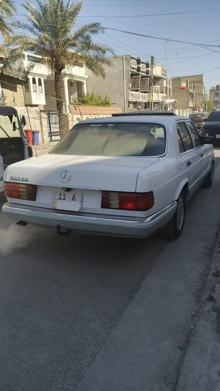 سياره جديده بمعنى الكلمه 
مرسيدس جامبو 300SE 🧿

واحده من اجدد جامبوات في العراق 🤍
(للبيع)
كتلوكات وصيدليه سياره جاهزه ✨

مواصفات:
كشنات كهرباء 

كشنات تدفئه 

اريل كهرباء 

سلايت طكتين

اربع جام كهرباء 

داخل مخمل حبري 

دبل هورن 

برده خلفيه كهرباء 

دبل مروحه

گير قفل

هوك خلفي 

مرايه كهرباء 

صاج مطعم ملكي 

تبريد ثلج 

تدفئه 

مكينه وگير كفاله 

ستيرن كهرباء 

كروز سرعه 
.....................
ملاحظه: سياره كفاله عامه 🤍🌿 
جديده بمعنى الكلمه 
بيها فقط هلال خلفي اليسار صبغ

كفاله من ضربه وخياس 
عليها طبقه نانو سيراميك
موديل 1989
مكينه 300SE

موقعها: بغداد    السعر: 165$ وبيها مجال للطيبين 
رقم الهاتف:***********. للجادين فقط 🧿
