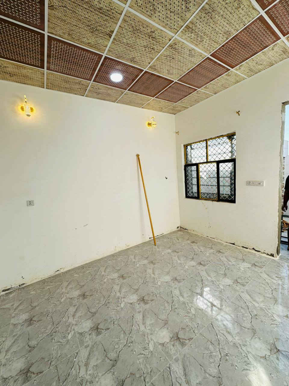 سعر بلاش بيت بناء جديد ب25 مليون

بيتين كل بيت 100 متر بناء جديد غير مسكون يتكون من غرفه وصاله جبيره ومطبخ وستقبال وصحيات. زراعي باسمي 
عنوان معمل الكاشي بصف مجمع الصادق تبليط قريب جدا 
***********
