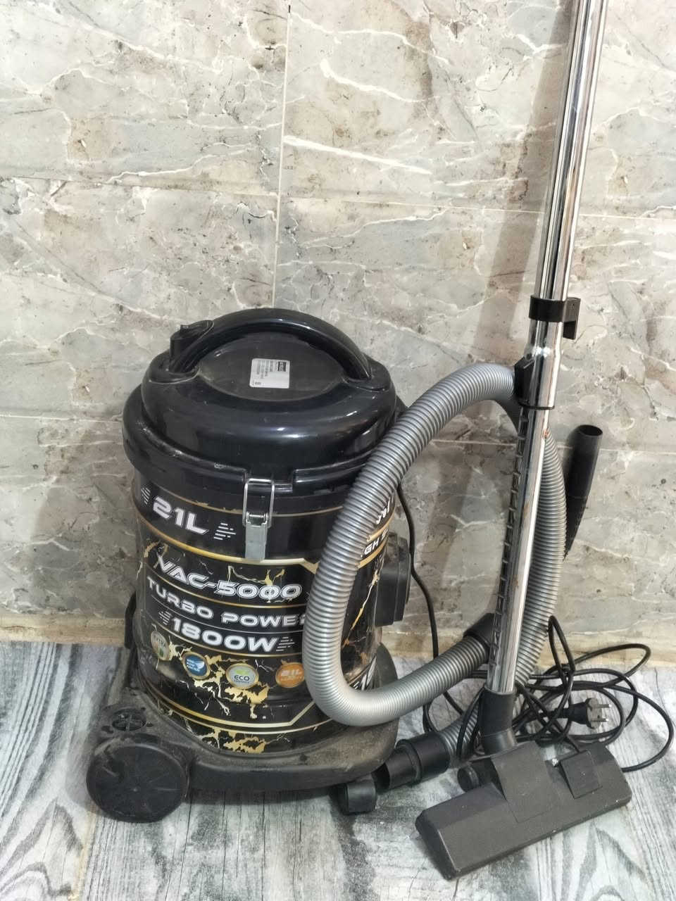 اغراض للبيع سعر مناسب مكلفة بلنشر اي استفسار اتصل ع رقم 
***********بغداد الكرخ /حي جهاد/ قرب جامع النور
