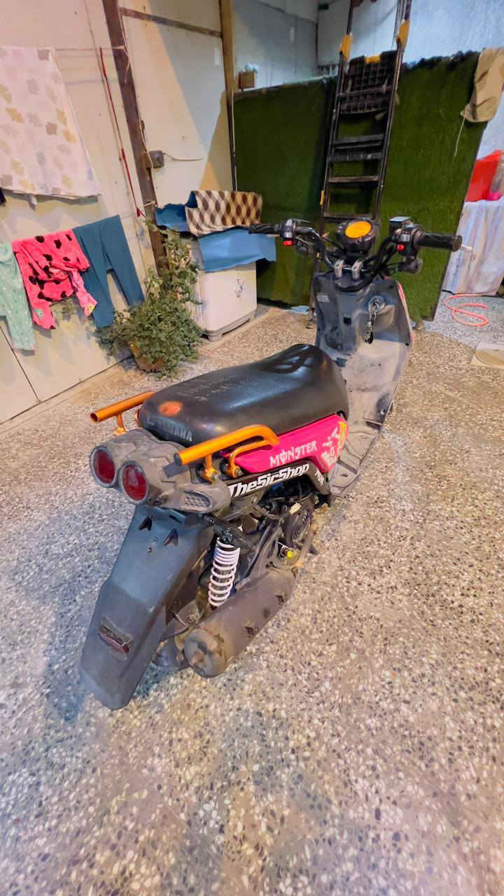 سلام عليكم درجه سكنس جبلي لبيع كفاله عامه كفرات بلاديه لونه بيض شخط مابيه مكينه برغي  مافتوح منه سعر 900 الف بيه مجال ***********
