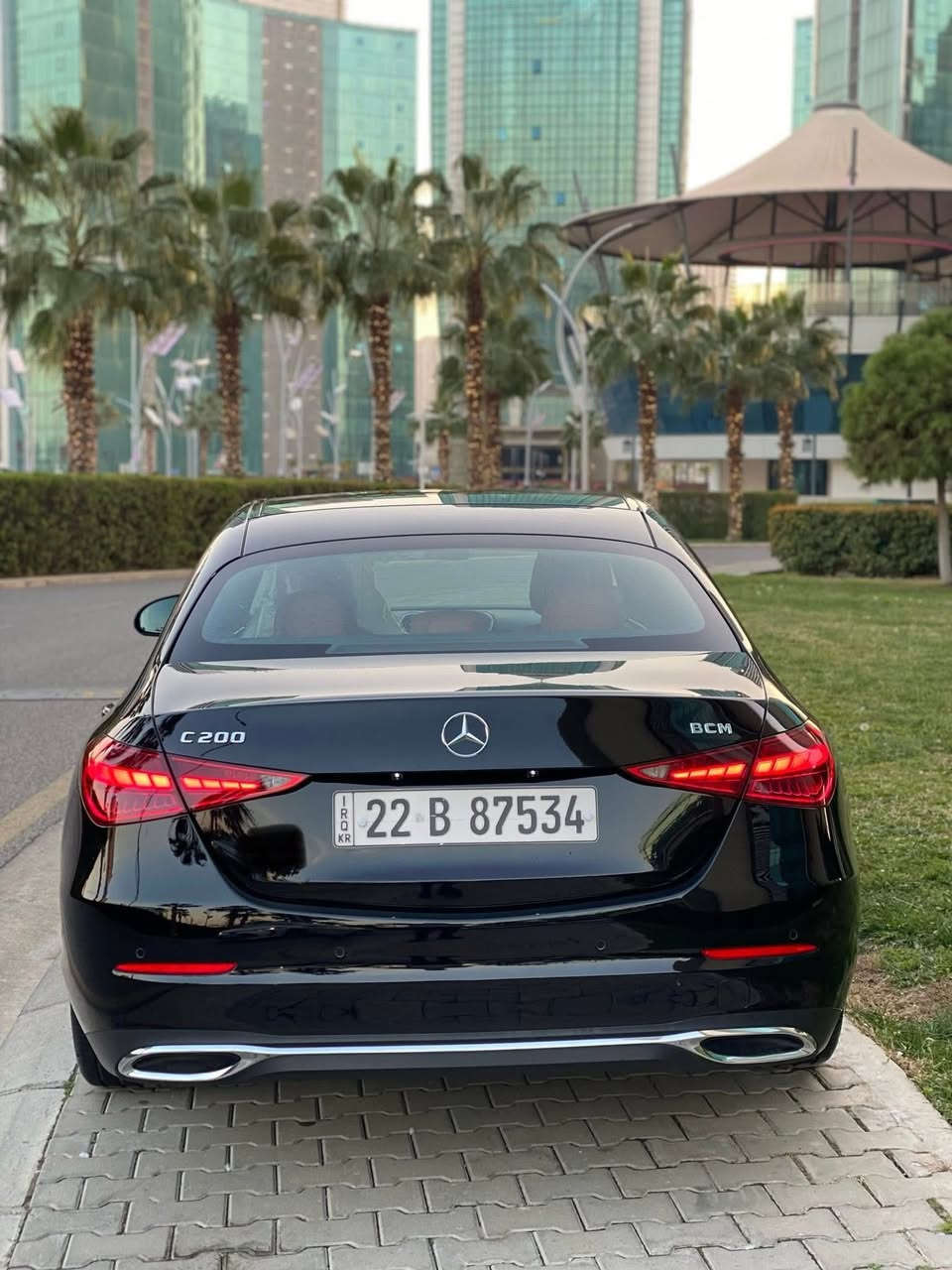 ‏Mercedes-Benz C200 BCM
سنة الصنع : 2022
المسافة المقطوعة : 23.000 كم
السعر: 350 وبيها مجال

ملاحظات : السيارة خليجية وكالة BCM اربيل مكفولة كفالة عامة من الدعامية للدعامية . ماعدا الدهن والفلاتر ممتبدل بيها اي شي كلها على وضع الشركة .. تخم اطارات جديد متبدل من ماركة مشلن  وبيها رصعه بالجاملغ الامامي وحده و الخلفي وعايفهم على وضعهم ملاعب بيهم 

السيارة رقمها اربيل وموجودة ببغداد و اربيل .. هزة وفحص وسنوية كلها جديدة و باسمي 

*** المواصفات ****
• مقاعد جلد لون مشمشي
• داخلية بيانو
• ردارات ٣٦٠ درجة
• مقاعد تحكم كهربائي
• نظام التحذير من الاصطدام
• نظام دعم الأوامر الصوتية
• نظام اطفاء السيارة في الاشارات المصابيح الأمامية LED وإضاءة نهارية.
• حساسات اصطفاف ( امامي + خلفي )
• شفتات على الاستيرن ( شفتر )
• نظام ملاحة ‏NAV + MAP 
• نظام ‏Apple car play
‏Android Auto
• شاشة وسطية لمس بحجم 11.9 إنش
• شاشة العدادات رقمية بحجم 12.3 إنش قابلة للتخصيص.
• اضاءة داخلية محيطية بـ 64 لونًا 
• مثبت سرعة متكيف مع خاصية التوقف والانطلاق
• نظام الكبح التلقائي في حالات الطوارئ

M : *********** 
محمد التميمي
