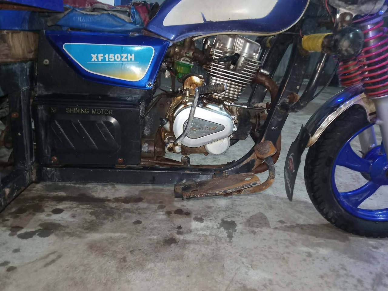 ستوته جمره للبيع موديل 19 محرك ام تي ار ستوته مقفوله من كل شيء اوراق اصوليه مكاني بالحله على شارع 100 الرقم⁦:⁠-⁠)⁩***********
