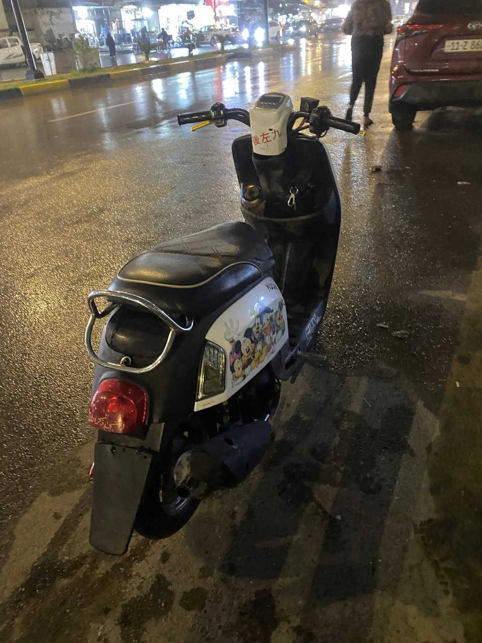 السلام عليكم شباب ماكس بوليس دراجه بلاديه 55 دراجه مفتوحه مره وحده بس ولفات دراجه شوفت عينك كامله يحتجاله فقط تنضيف نوزل دراجه كفرات موشمه و بيه كشن رياضي وبيه سلف رياضي اصلي مو تجاري  Dy  وبيه صالنصه FM   كهربائيات كله شغاله عالي ناصي هورن اشاير يمنه يسره كله شغاله دراجه نكره بكل وقت السعر 650 وبيه مجال مكاني بغداد صليخ شارع ال 600 رقمي *********** ملاحضه او مراوس حسب القناعه
