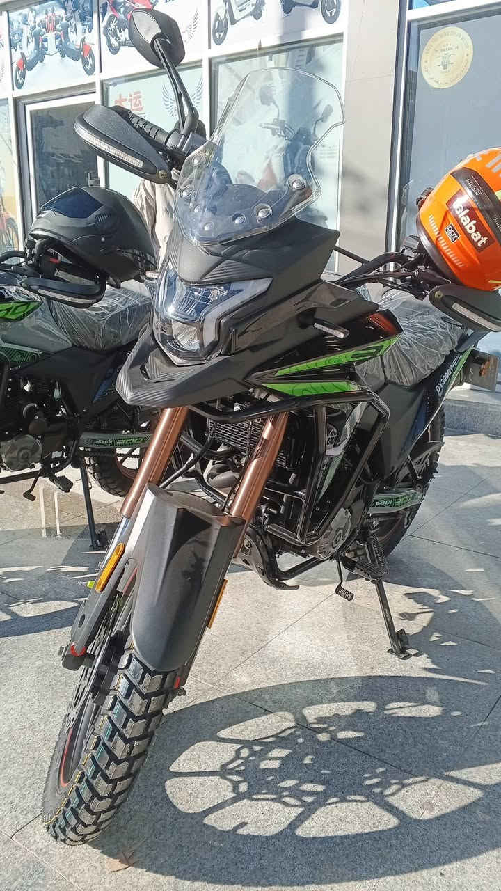 سلام عليكم الادفنجر دايوان شكل الجديد ويل كب بلادي رقم اربيل بأسمي ماشيه 4000الاف كفاله عامه ***********
