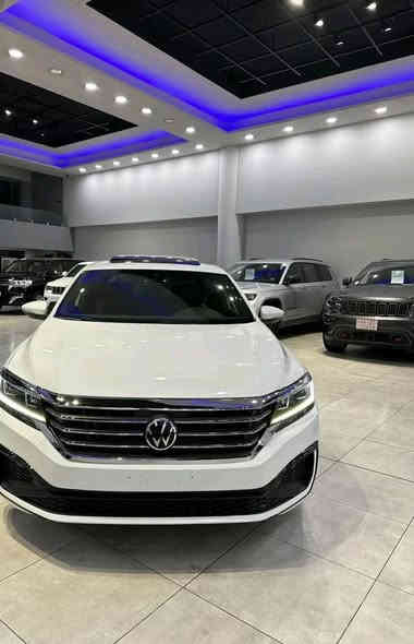 سلام عليكم فوكس واكن باصات للبيع موديل 22 مرقمه بغداد الجديده سياره فول فئه ار لاين اعله مواصفات بيه قطعتين صبغ مكينه 2000 توربو سعر 210 بيه مجال عنوان بغداد الغدير ساحة ميسلون ***********
