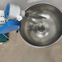 عجانة كبيرة • للبيع