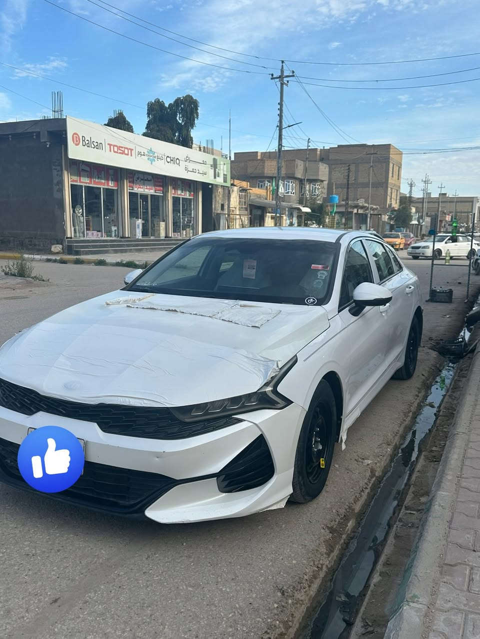 السلام عليكم للبيع او مراوس k5 امريكي قطعه تبديل مواصفات معروفه شاشه بصمه رادارات وال اخ للاستفسار 
مكانها سماوه مركز 
  ***********

