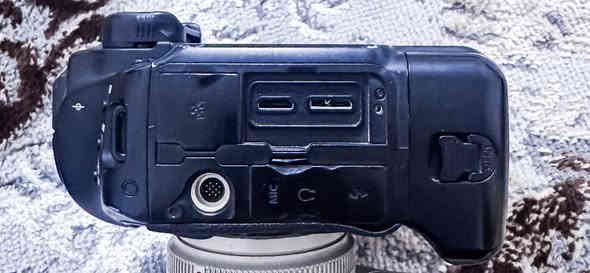 بدي كانون 1d x mark ii 
مع شاحن الأصلي ، مالها
ومع بطاريه الأصلي ، مالتها
السعر 
مليونين و٢٥٠ وبيها مجال

للتواصل خاص 
و واتساب
***********
