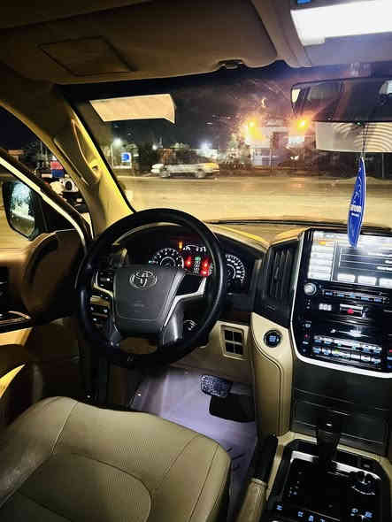 سلام عليكم 
جكسار 2017افطيم اصل 

سياره بصمه تشغيل عن بعد 

أشاره ترحيب 

كشنات جلد 

حساس إماميه خلفيه 

شاشه وصطيه 

تبريد تدفىه بل كشنات 

لايت زنون 

هواي مواصفات 

سياره كير مكينه حداديه كله جديد لوك 

رقم بغداد تحويل ثاني يوم 

تخم تاير قبل سبوع شاده 

مكان ناصريه مركز 

سعر ٥١٠

***********
