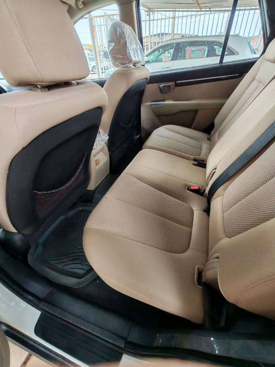 السلام عليكم 
هونداي سنتافي 2012

فول مواصفات

6 سلندر حجم المحرك 3500

4×4

فتحة سقف

بصمة تشغيل

كشن كهرباء

رقم بغداد بأسمي

السعر 180 وبيهة مجال

مكان السيارة ديوانية

للاستفسار ***********
