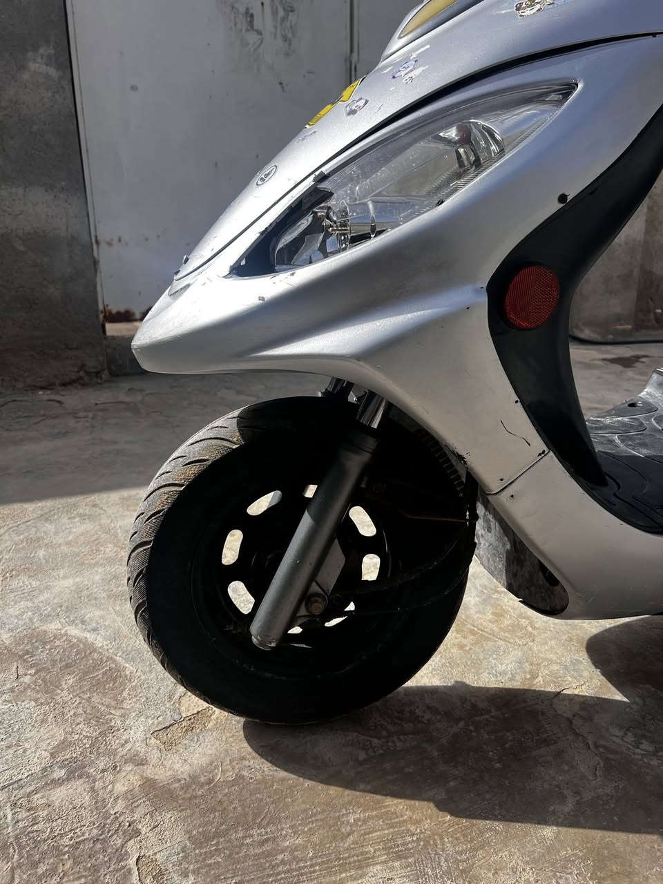 السلام عليكم كامكو v2 موديل 2014 مفتوحه  مبدل فقط زنيجيل وبوشه كامله اي نقص ما بيهه فقط لابلجكتور مكسور 

واتساب فقط***********
