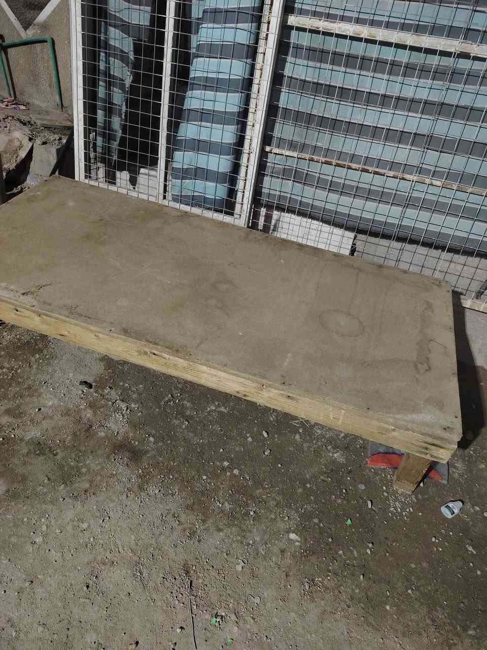 كنتور صاج ابو الخمسه جديد السعر 350  معه جربايه  نفر ودوشك ب٣٠ الف العنوان كربلاء رقم الهاتف ***********
