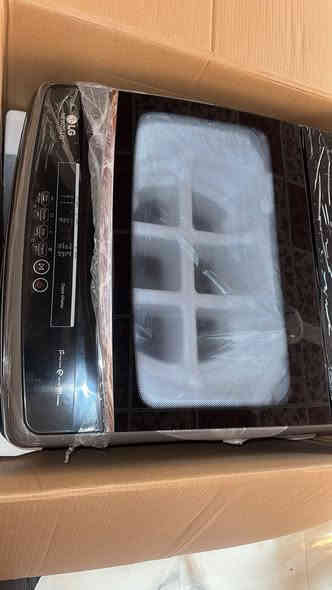 جديد جديد ما مفتوح بعدها 
غساله 20k
نوع LG
لون اسود 
اوتومايتك
بعدها كبس مال البيت 
***********
***********
مكان دهوك دوميس
