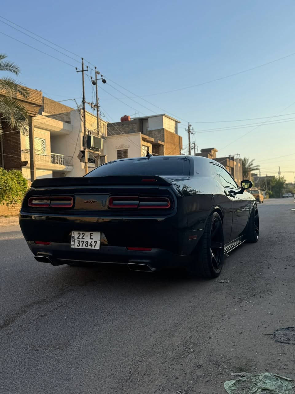 السلام عليكم للبيع جالنجر SRT 6.4l
موديل 2018 السيارة داخلة كلين تايتل
بلعراق صار بيها جاملغ وبنيد
مواصفات كشنات كنتارا وجلد 
سوبر تراك باك 
كشنات كهرباء شاشة كبيرة
سعر السيارة 167 بيها مجال بسيط 
مكانها الدورة حي الصحة 🖤
***********
