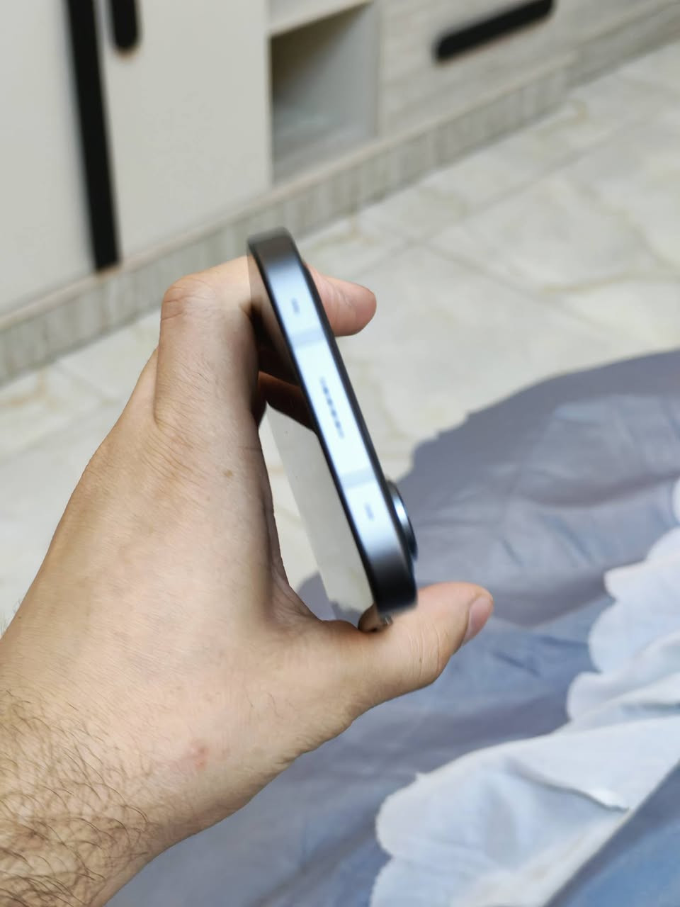 هونر 600 ذاكرة 256/8 نظيف  کامل ملحقات السعر 525 الف   مستخدم شهر  بغداد / الدورة *********** الشراي يتصل يرهم بيع ومراوس ما عندي توصيل تستلمه من باب بيتي
