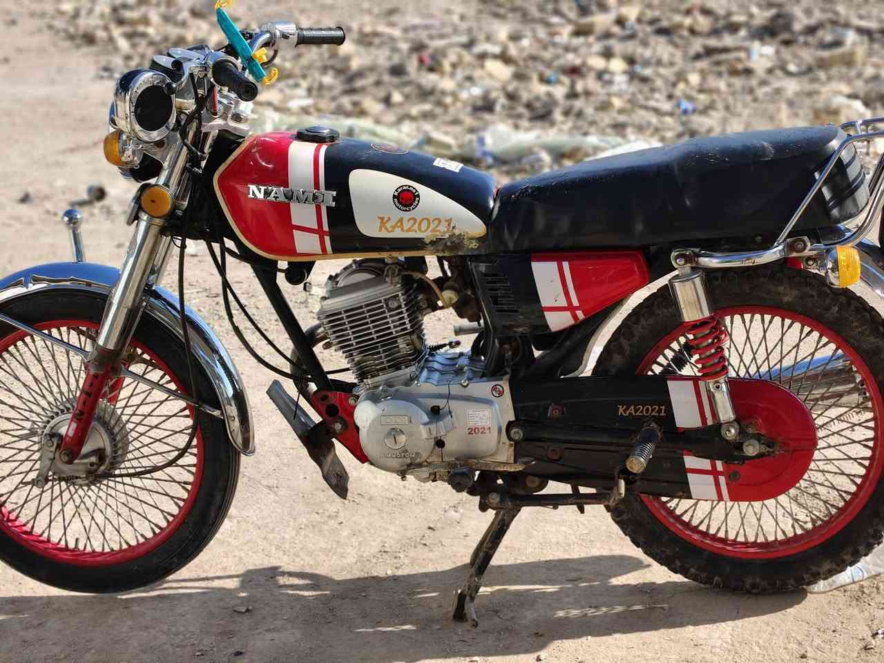 دراجه للبيع نام 21وراق
ماذبلك عليه ربع جاهزه كهربائية كله شغاله 
مكين خير من الله تاير جديد 
المكان قظاء الدوايه ***********
السعر 650وبيه مجال بصيط
