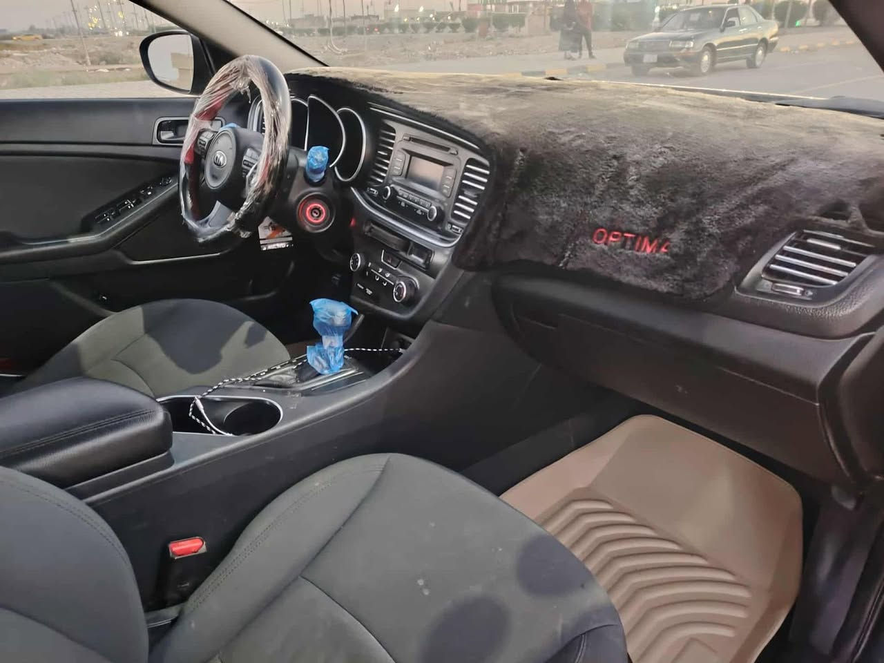 السلام عليكم 🫡 
اوبتيما 2015 وارد امريكي سونار موضح في المنشور بيها قطع صبغ سياره جديده تخم تاير اشاير بالمري رقم واسط انكليزي تحويل مُباشر 
السعر 103$
***********
