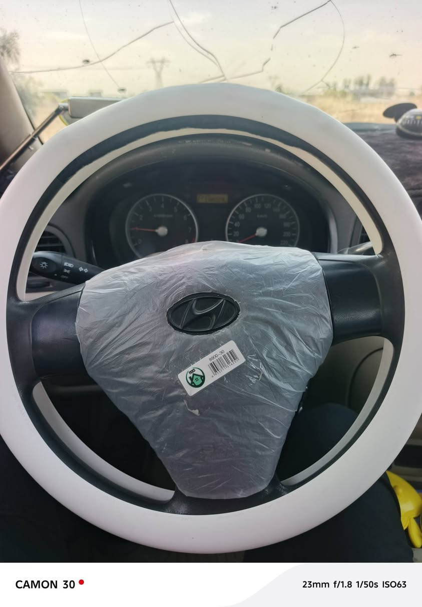 اكسنت 2010 للبيع المكان بغداد الرضوانيه السعر 80 رقم الهاتف***********ك***********
