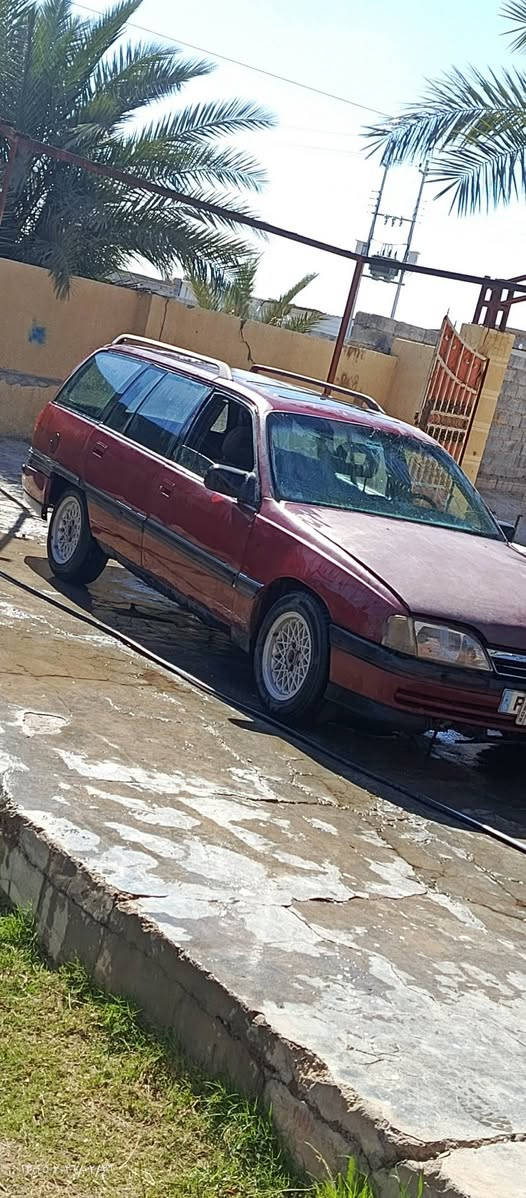 السلام عليكم وبل ستيشن  93 رقم انبار محرك بي بخار صدر لامامي زين ول خلفي نص عمر تحويل مباشر مكان عامريه الفلوجه السعر 18وبيها مجال تحويل مباشر لازم ***********)(***********
