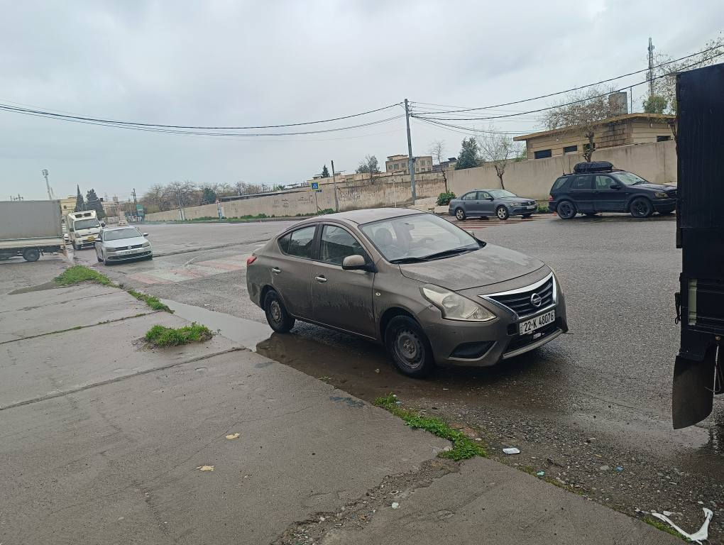 نیسان سەنی مۆدێڵ 2016 یەدە نیکڵ فول مواصفات پێش و پشتی کەپس بێ. دەحم 
*********** أربيل, العراق
