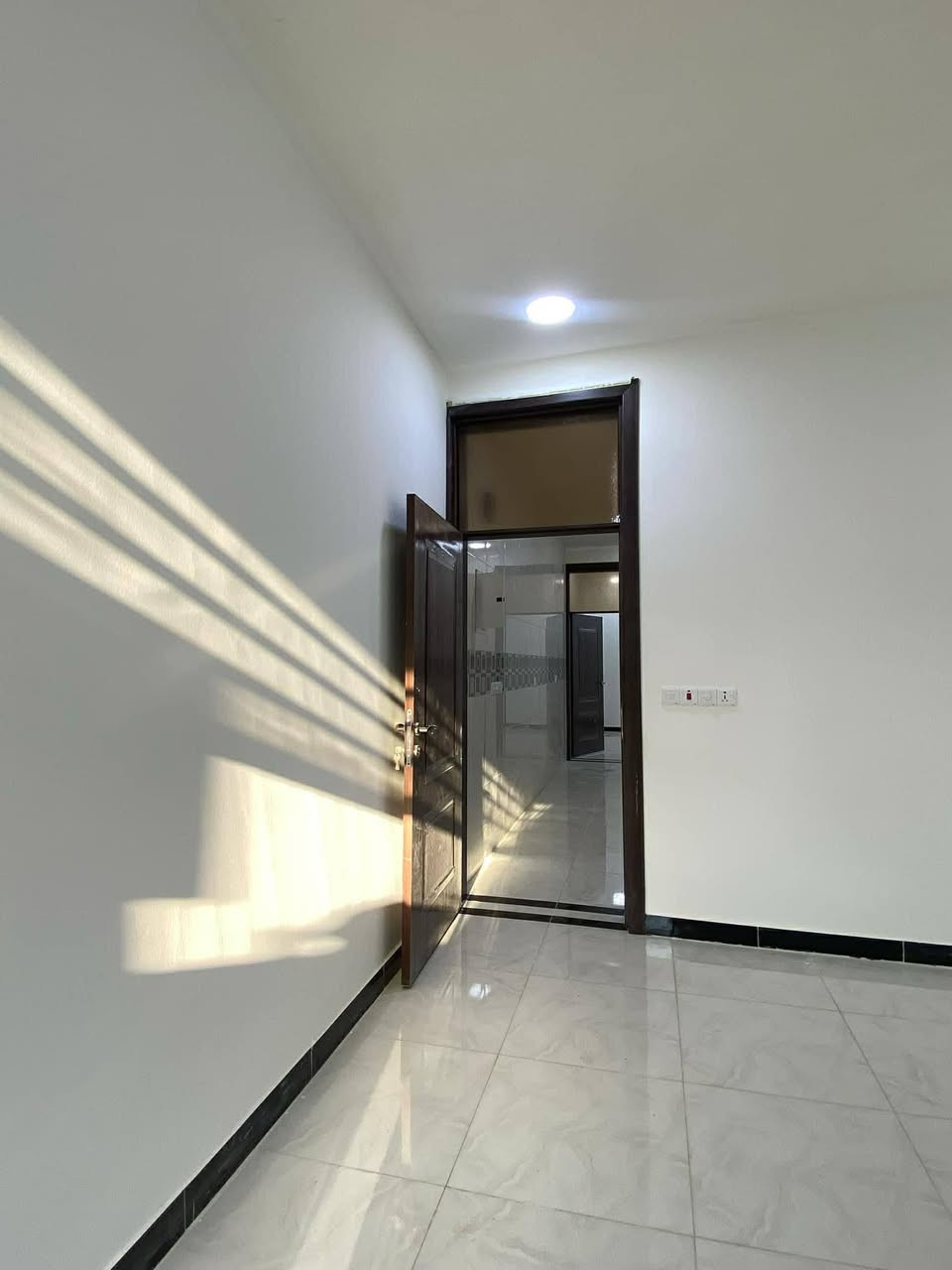 اللهم صلي على محمد وآل محمد 🌺
دار البيع بغداد الدوره البوعيثه مجمع السلطان 3
تنازل شركه قرار محكمه 75متر غرف نوم2صاله ستقبال صحيات منور سطح خلفي. بي السعر 86جدن مناسب  التواصل ***********وتساب
