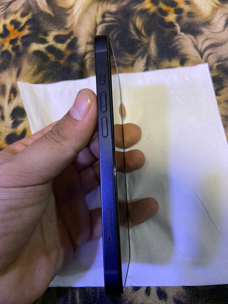 آيفون 13 عادي 
ذاكرة 128G
بطاريه 94% 
ماستر بعده بالضمان 
سعره 525,000 الف وبي مجال بسيط


**إذا كنت صاحب هذا الإعلان وتريد حذفه لأي سبب، رجاءا أرسل رسالة إلى الدعم الفني**