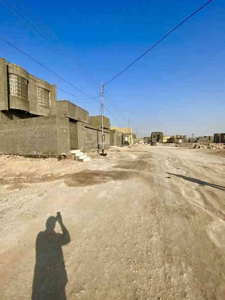 #إعلان رقم (177)

الرجاء الرجاء قراءة التفاصيل كاملة قبل المراسلة او الاتصال نحن بخدمتكم 

 // دار للبيع المكان حي الزهور  //

 #التفاصيل

1- دار للبيع حي الزهور مقابل خدمات الدار غير مسكون جديد 

2- يحتوي الدور الأرضي_ غرفه واحدة  + صالتين  
+ استقبال + مطبخ + صحيات داخلية وخارجية بالإضافة كراج سيارة واسع و حديقة 

الدور الاول _ جاهز هيكل غير مسقوف 

3- المساحة_ 300 _ م _ واجه _15 _ م

الدار مطلوب قرض صندوق الإسكان 

  مليون_ 55000000 _مليون 

المبلغ الذي يسدد شهرياً 
   _ 268 _الف دينار 

#الاستفسار اكثر مراجعة مكتبنا او مراسلة الصفحة او الاتصال على الرقم ادناه 

#العراق _ السماوة _حي العسكري _ قرب جامع الامام علي (ع)

رقم المكتب _ *********** _ابو حسين
              

                                                  
 
              #الخارطة للاستثمار العقاري #
                         _خدمات عقارية_
