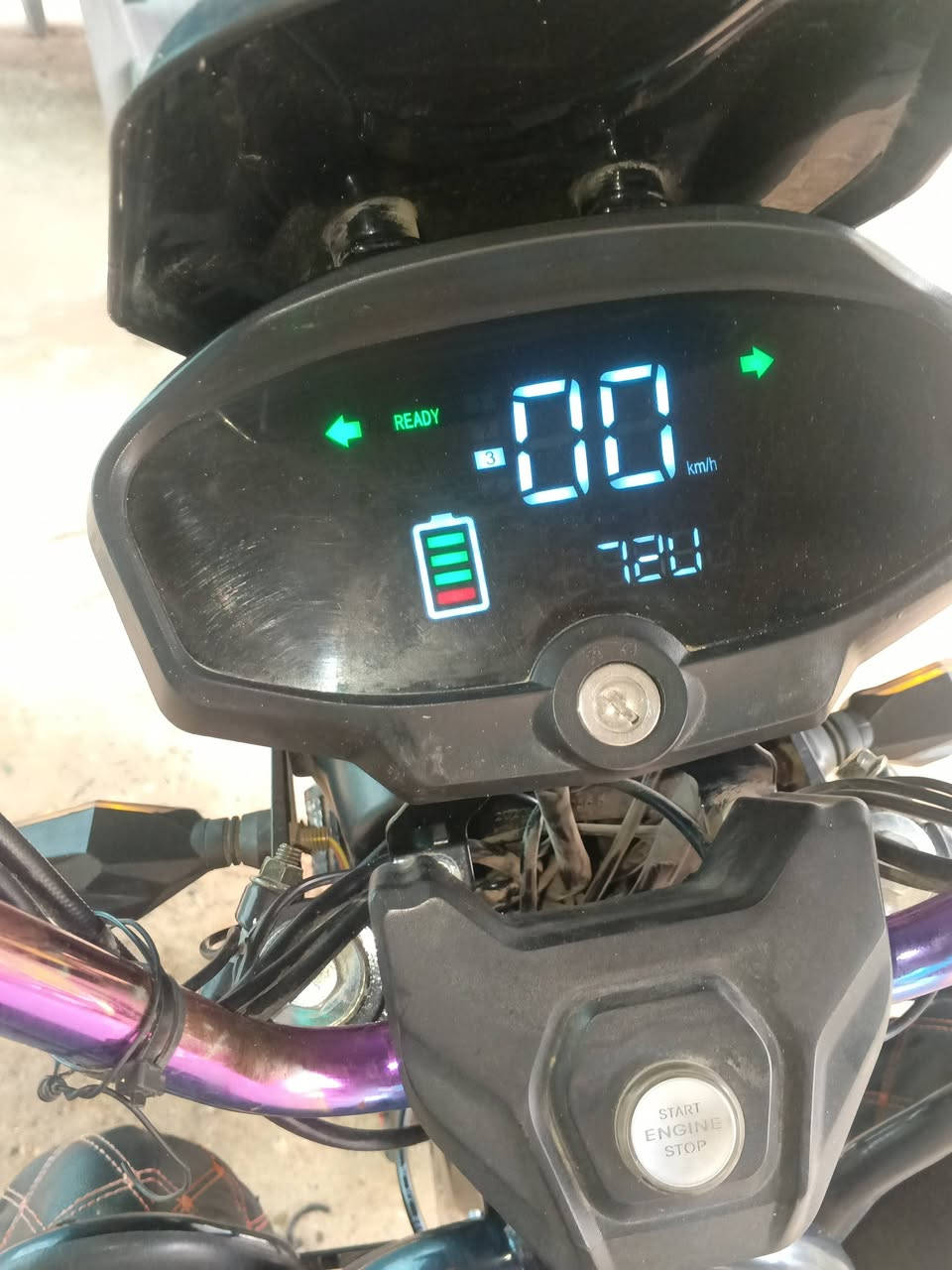 سلام عليكم دراجه شحن نوع جبلي موديل2026الدراجه اي نقص مابي تشغيل عن بعد MB3مانع سرق مثبت سرعه شركه للأخوين نضافه فول بعده جديد +6بطاريات السعر650وبي مجال ***********هاذه رقمي للتواصل هنا
