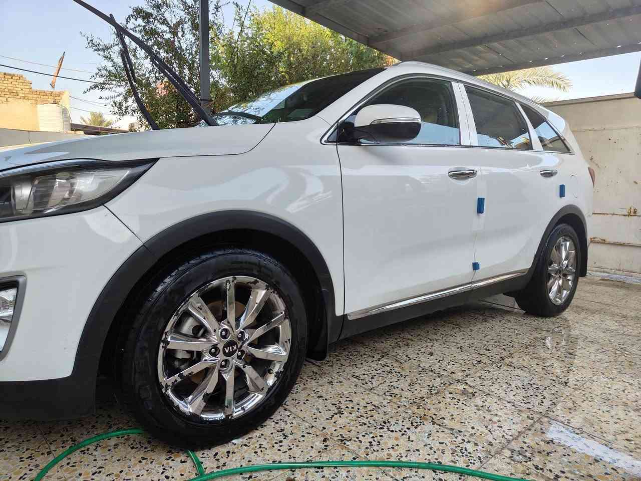 سورنتو 2016 خليجي 6سلندر ٣٥٠٠  مكفوله كفاله عامه رقم بغداد باسمي كير مكينه  تخم تاير جديدد
مواصفات تبريد ٣ قطع 
بصمت أبواب بصمة تشغيل 
برد خلفيه
كشتات كهربائي 
مري شفط
بعد بيها مواصفات السعر ٢١٨ ***********
***********
ملاحظة رقمها دولي انكليزي
