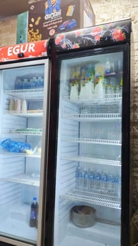 ثلاجات عرض • ٢ قطع • نظيفات