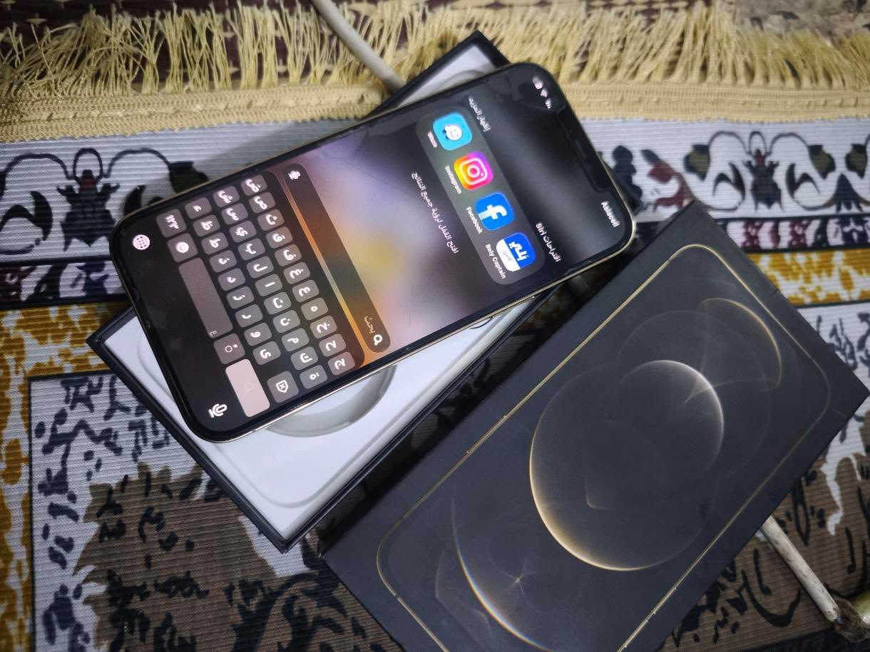 ١٢ برو ماكس جهاز ماستر
مبدل فقط بطريه وظهر كدامك 
سعره ٤٠٠ وبيه مجال مكاني بغداد الكمالية 
***********
