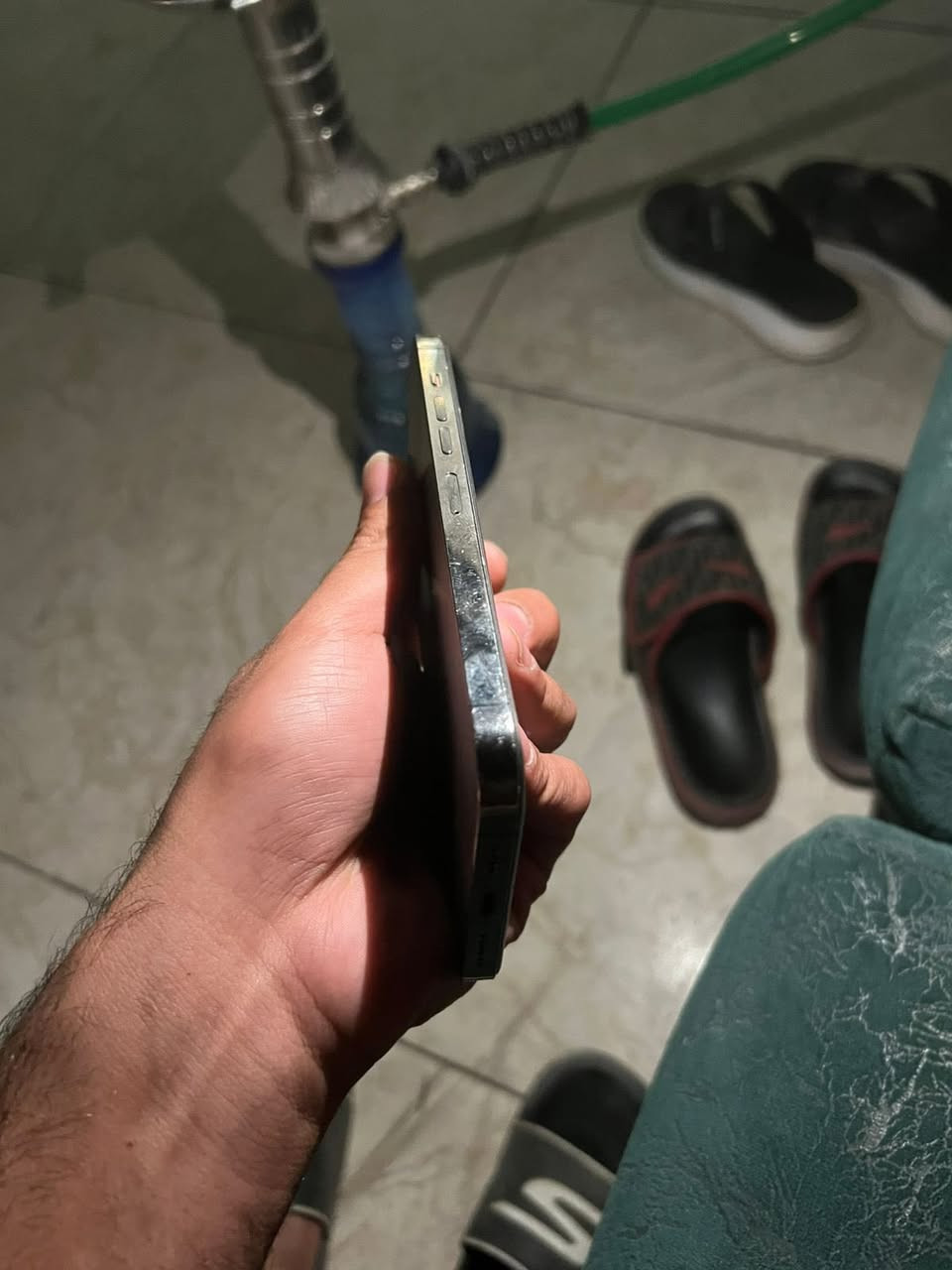 سلام عليكم شباب 13برو ماكس امبدل شاشه اصليه بطاريه ٧٦ تليفون مكفول من كلشي كله شغال سعره 425وبي مجال عنوان بغداد رقمي ***********
