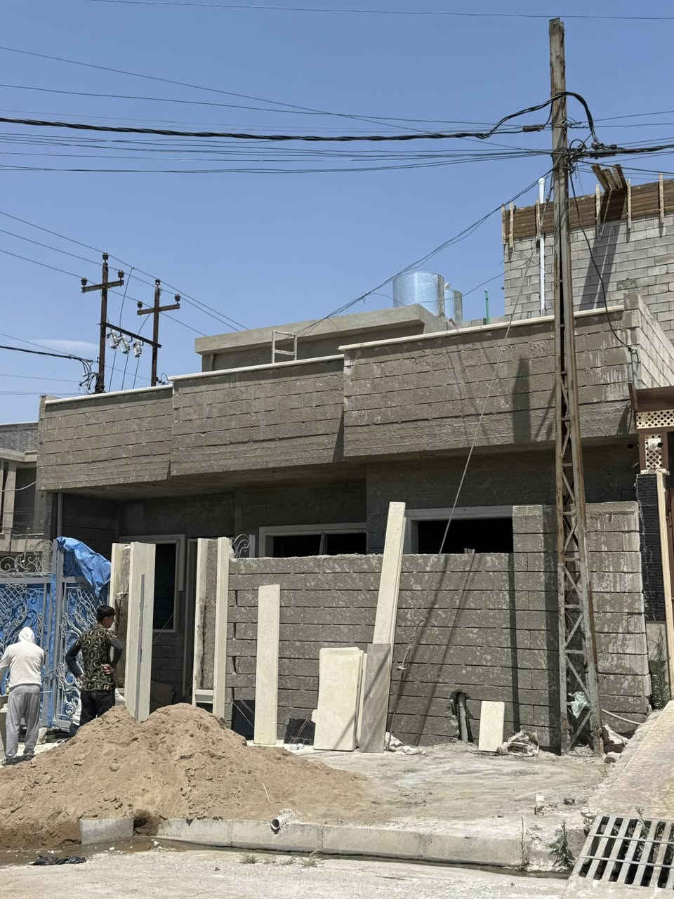 🛑 إعلان رقم 12
للبيع للبيع للبيع للبيع 

دار للبيع السماح لأركان 🏠

الدار على شارع 15 مقابل الدار حديقة الدار ركن 🏠

تفاصيل الدار 🏠

يحتوي على غرفة نوم♦️ واستقبال ♦️وهول ♦️ومطبخ ♦️
وصحيات 

الدار قيد لإنشاء ⚒️🪏

للاستفسار الاتصال على الأرقام التالية:

***********

***********

أو زياره المكتب حي السماح ال90 شارع بنزيخانه المشاعل ⛽️

مكتب بصمة للعقارات والمقاولات العامة 🏢
