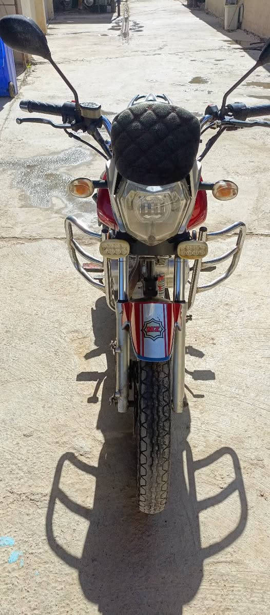 دراجه للبيع موديل 2023 السعر اتصال على رقم الهاتف ***********
