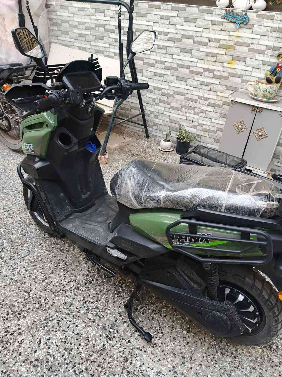 دراجة شحن اباتشي موديل 2025 سرعة ٩٠ بريك دسك امامي خلفي بطاريات جديد تاير جبلي حجم ١٢ الدراجة كلش نظيفة السعر (١١٥٠)(مليون ومية وخمسين) وبيها مجال بسيط ***********
