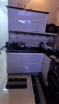 غرفه سعره 750 كاونتر نضيف سعره 350 مكاني حي الجامعه بي واتساب 07500522...