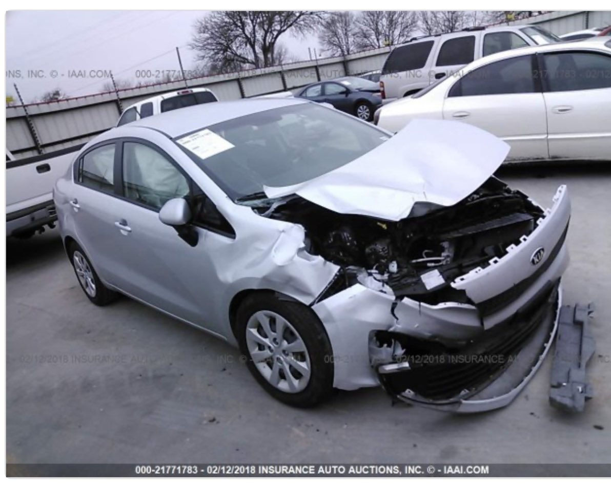 كيا ريو 2017
وارد امريكي
محرك 1600 GDI
رقم اربيل الماني
كير مكينة تبريد شرط
ماشية 192km وقابل للزيادة 
ضرر بامريكا موضح بل صور 
وضرر بل عراق بيها باب وجاملخ الخلفي جهة السايق 
يعني ٤ قطع 
بيها ايرباك ستيرن وبردة راجعات سستم
***********
